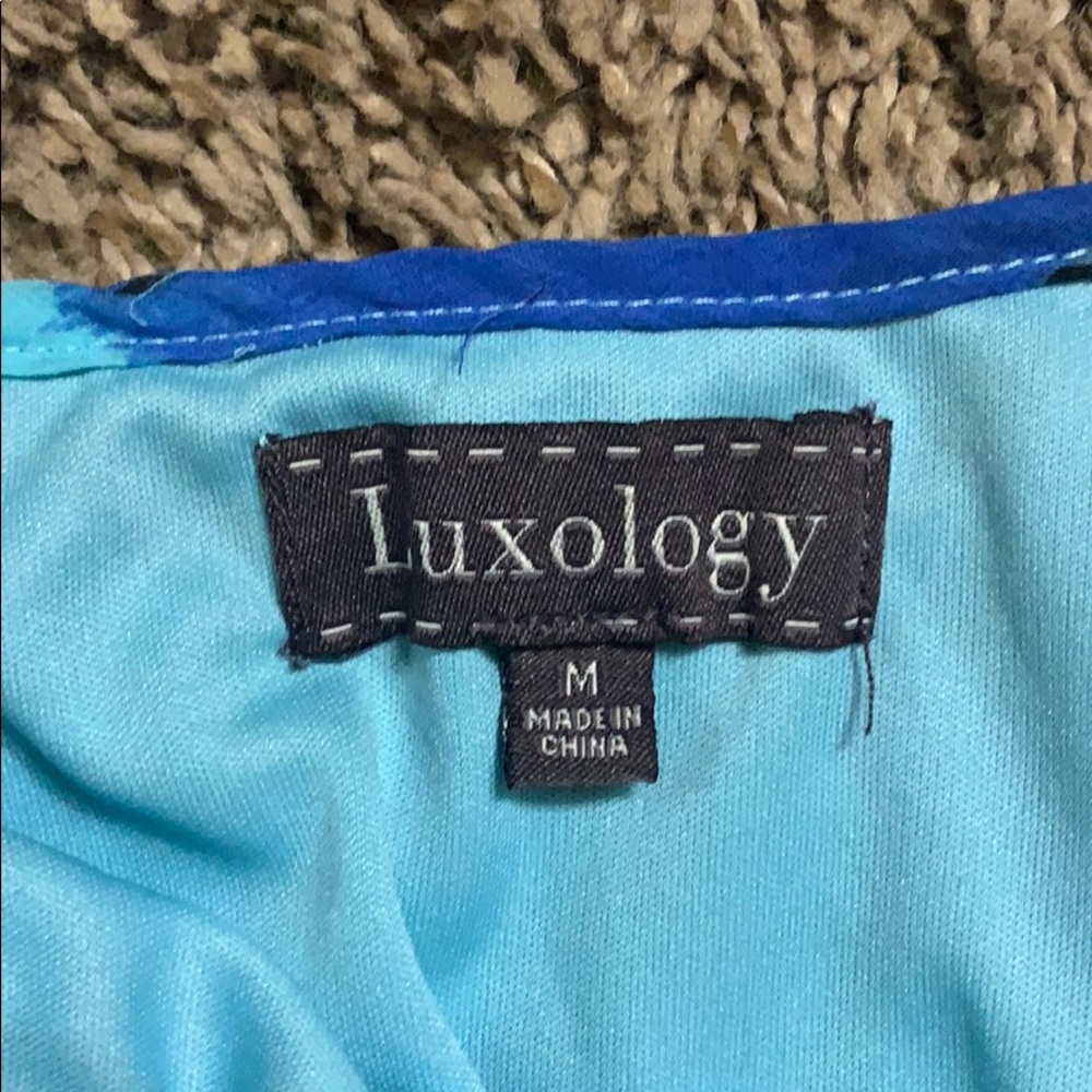 Dress - Picture 3 of 4